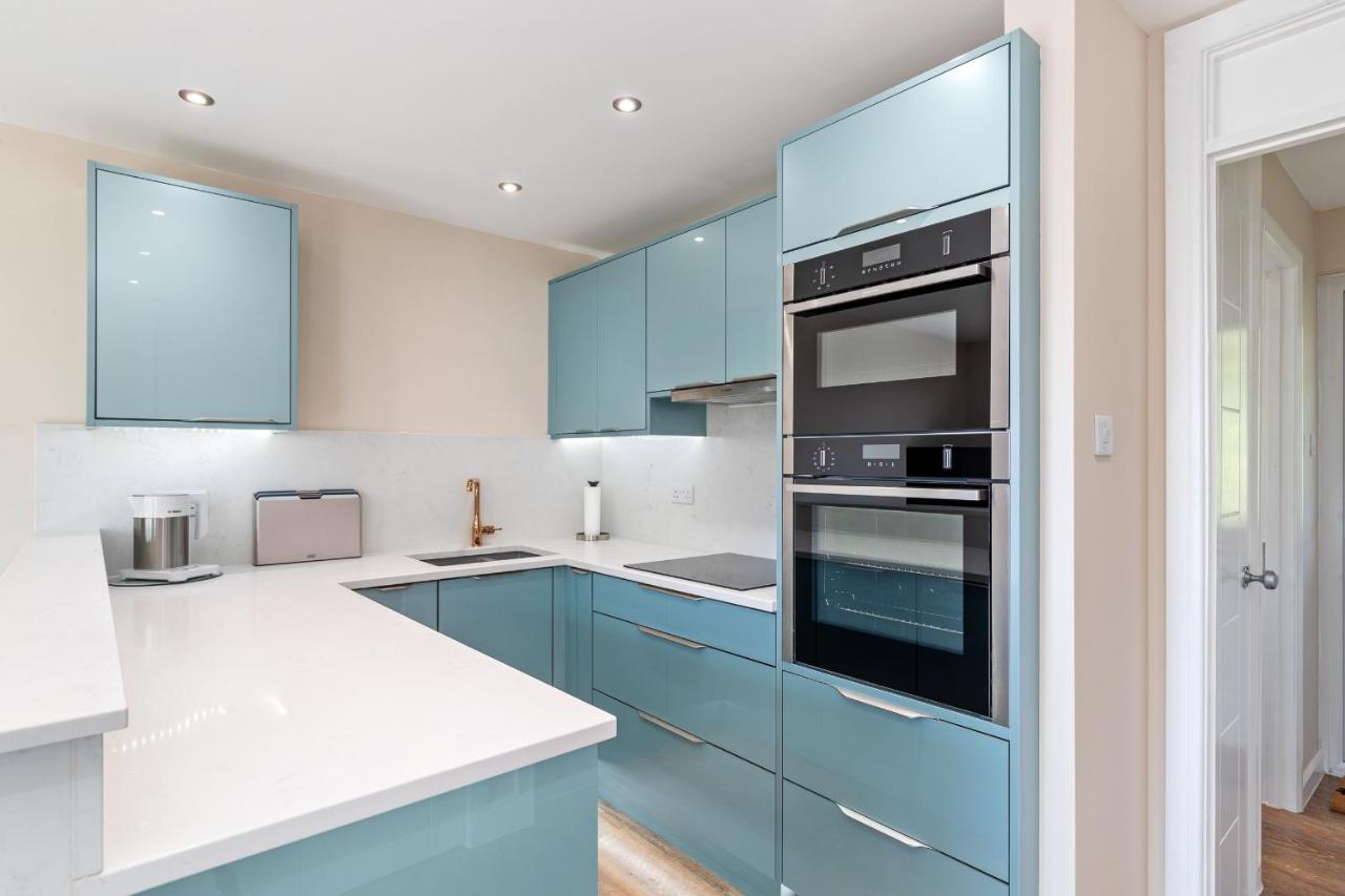 Salty Kisses - Sea Front Aparment Apartment Hodgeston Exterior photo
